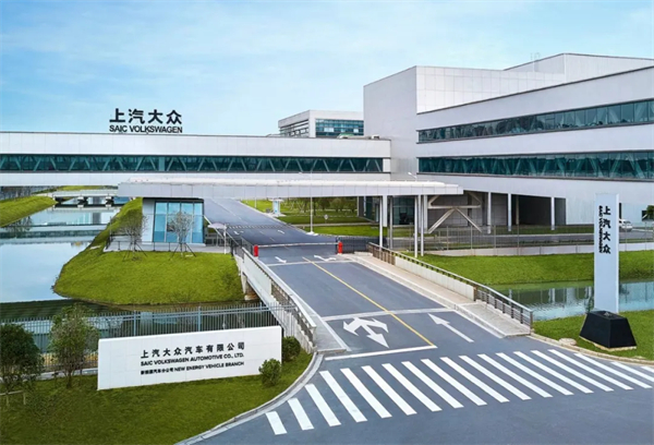 品牌丨合资品牌销冠续写传奇：上汽大众以"油电并进"迎战2025