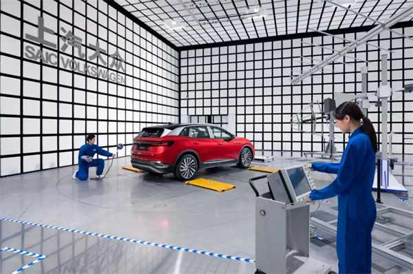 品牌丨合资品牌销冠续写传奇：上汽大众以"油电并进"迎战2025