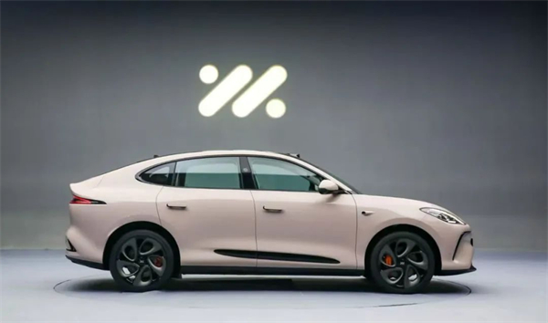 jn体育app官方网站2025，山登绝顶我为峰！