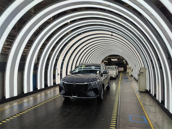 上汽打响三大战役 改革驱动龙头反弹