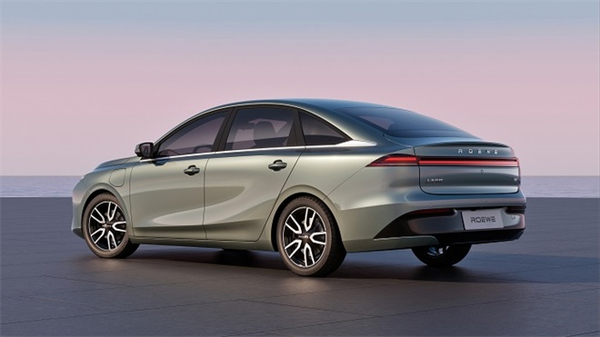 贾健旭：上汽站在企业发展延长线上等着竞争对手