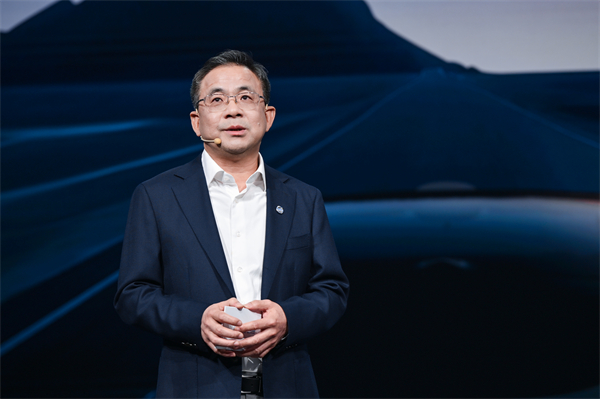 王晓秋领航上汽巨轮，“平权进阶” 勇拓出行无垠新蓝海