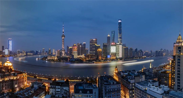 强者恒强：深度解析上汽与华为合作的底层逻辑