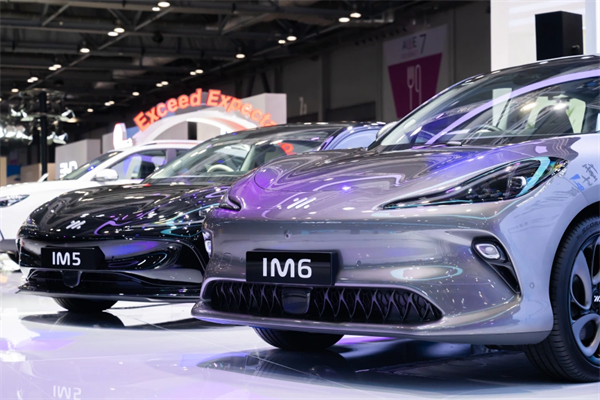 上汽智电军团亮相2025香港车博会，加速全球化战略布局