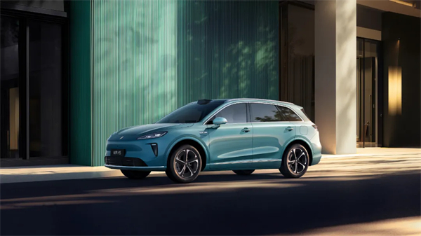 五指成拳，六连升！上汽稳控方向盘