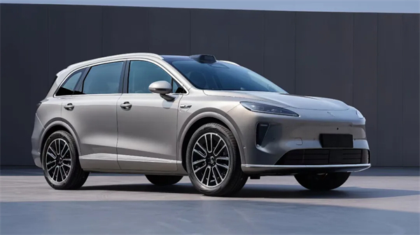 jn体育app官方网站：上半年终端销量夺冠 下半年新车集中发力