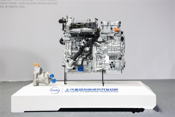 开放进取、持续突围，智能汽车时代上汽开始掌握主动权