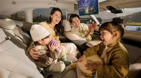 升舱不加价！“满配SUV”全新智己LS6剧院版上市，权益价21.99万~28.29万元