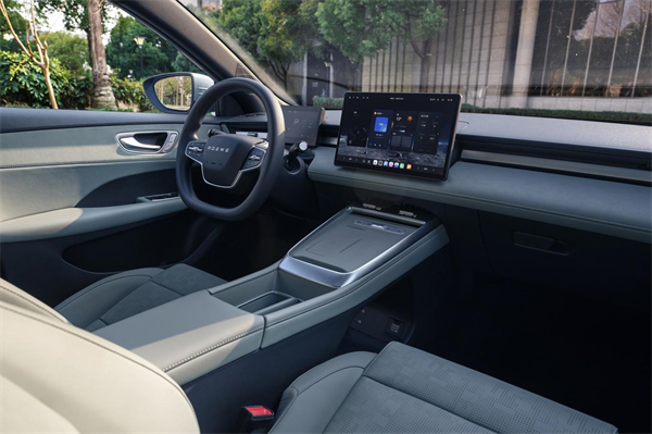 7.98万起！荣威纯电D6上市，A+级市场迎来“价值王者”