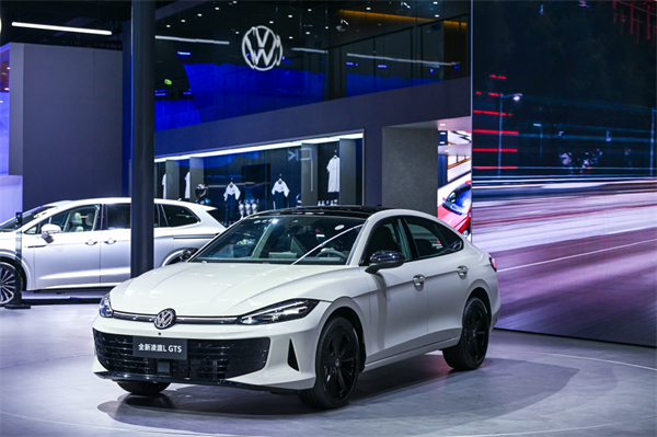 全新凌渡L 11.99万元起正式上市 油车个性化之选来了！