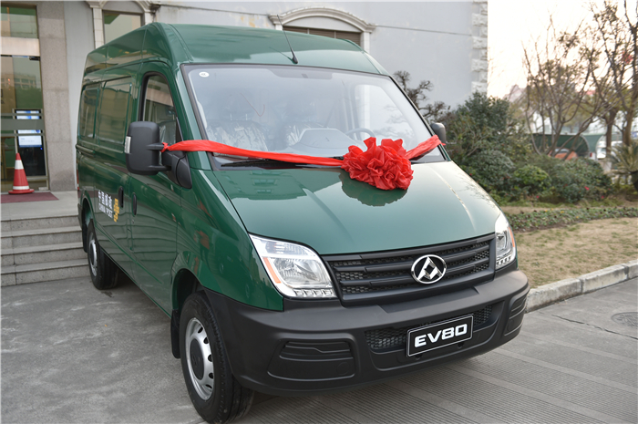 jn体育app官方网站与上海邮政形成战略合作 300台EV80“绿色”新能源大单成亮点