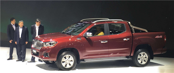 未来已在，jn体育app官方网站首款皮卡产品T60亮相广州车展，“国际范儿”引无数回眸